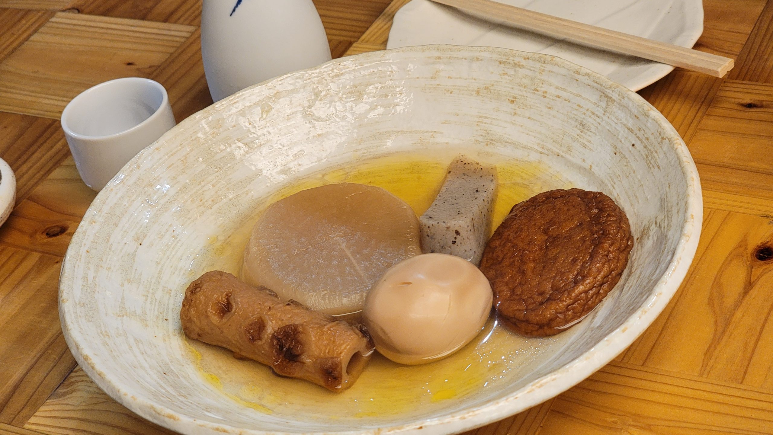 小田原駅前居酒屋ますやの鶏出汁おでん