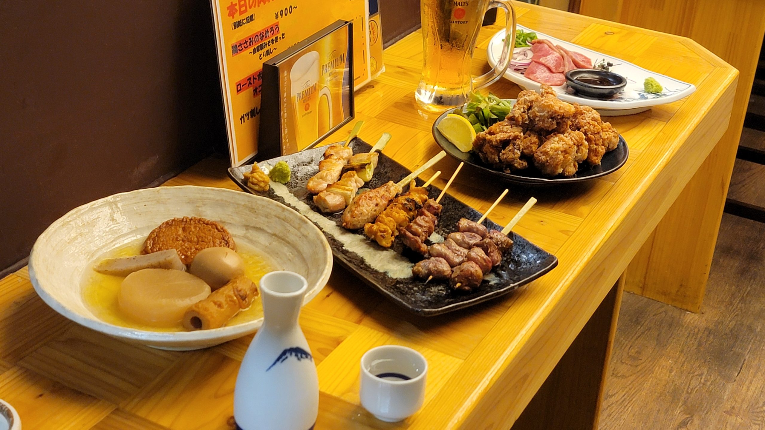 小田原駅前居酒屋ますやで電車待ちの一杯