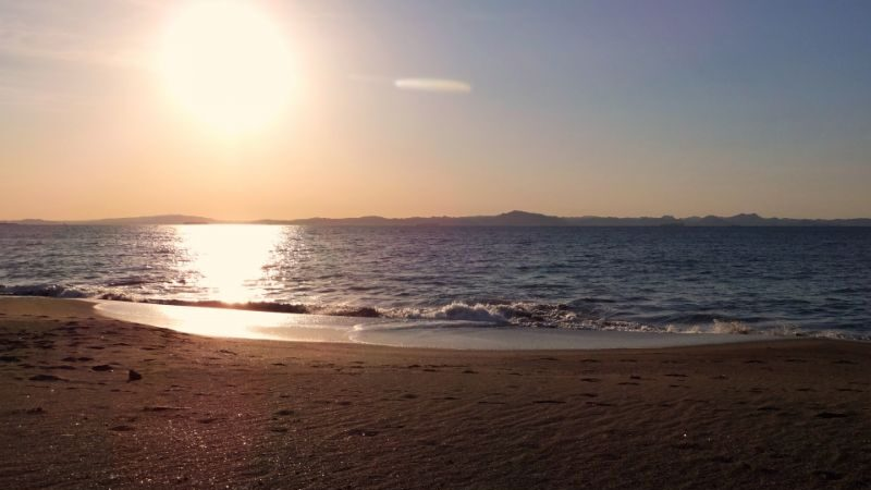 東町海岸の初日の出